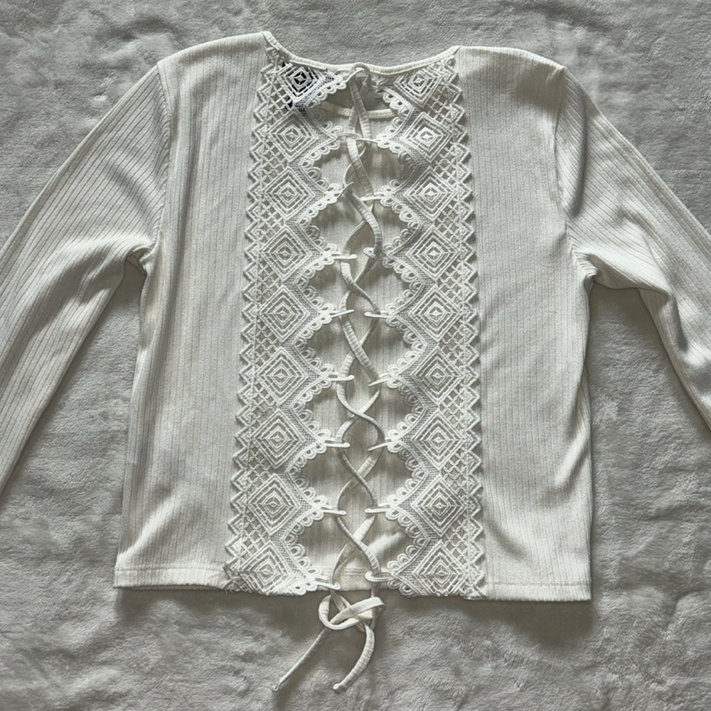 Forever 21 Lace Up Back Long Sleeve